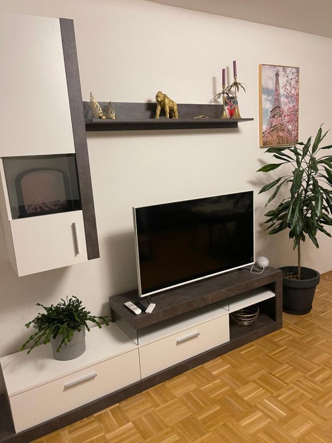 Ferienwohnung Marion 克拉根福 外观 照片